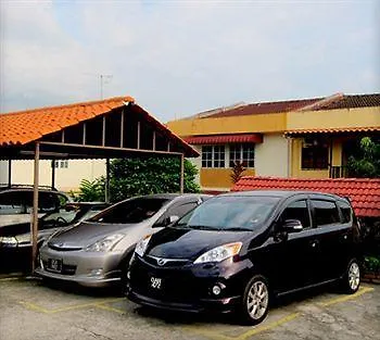 Anggerik Lodging George Town Inn