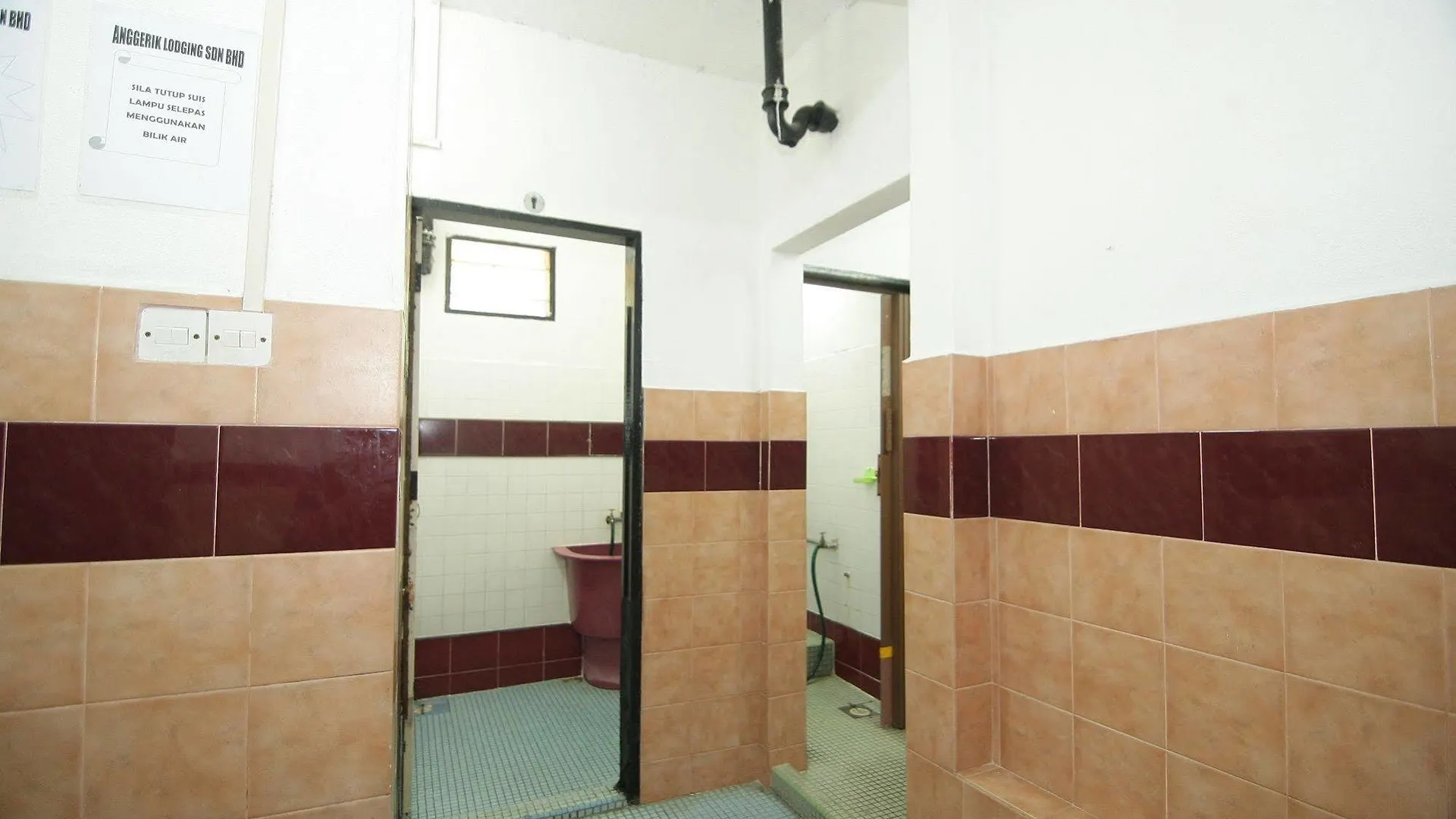 Anggerik Lodging George Town Inn